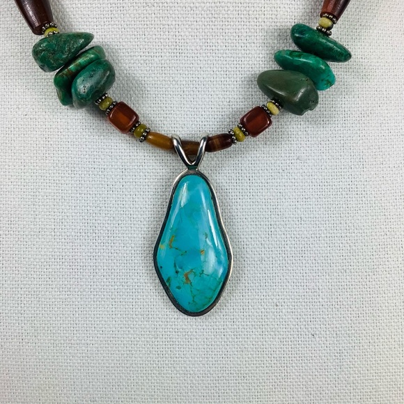 Turquoise, semi-precious stone and sterling silver necklace - Picture 3 of 8